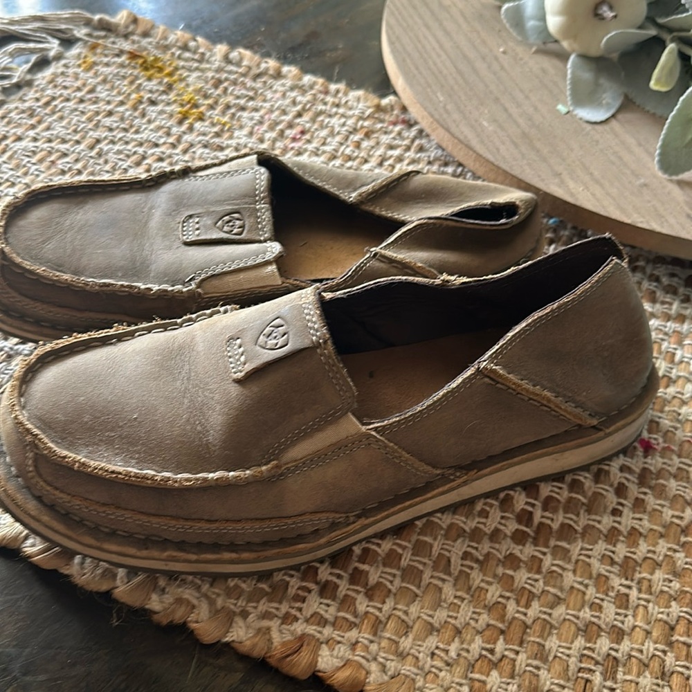 Women’s Ariat slip ons